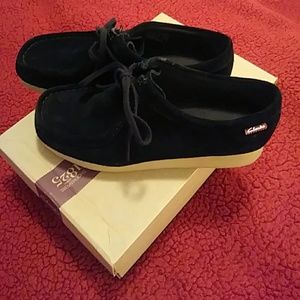 Women Clark Wallabees